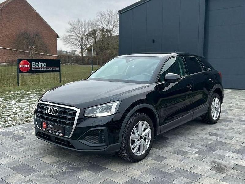 Gebraucht Audi Q2 Basis 150 PS (110 kW) 2022 Schwarz SUV