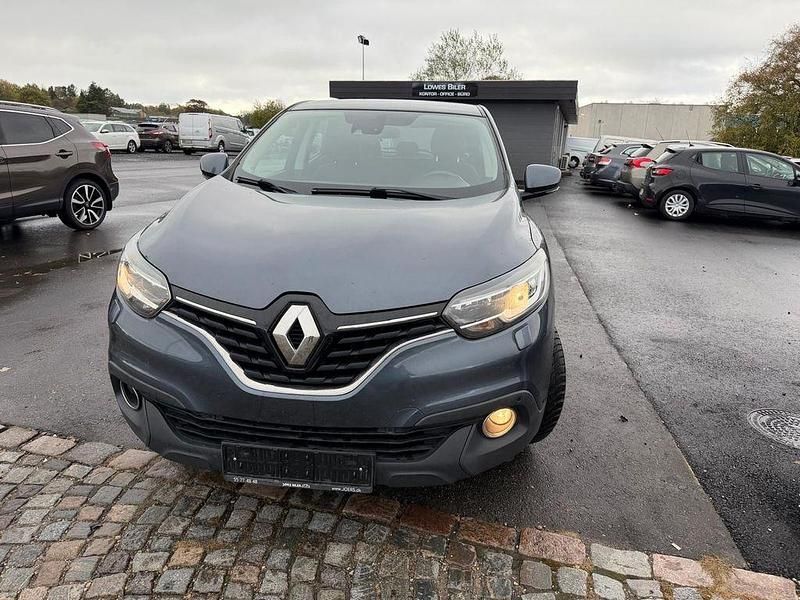 Blau Gebraucht 2018 Renault Kadjar Business SUV | 9.100 € (Superpreis) - Bild 1/4