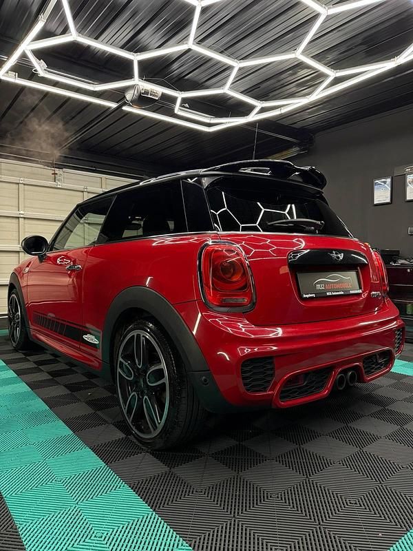 Gebraucht Mini John Cooper Works Coupé 192 PS (141 kW) 2015 Rot Coupé