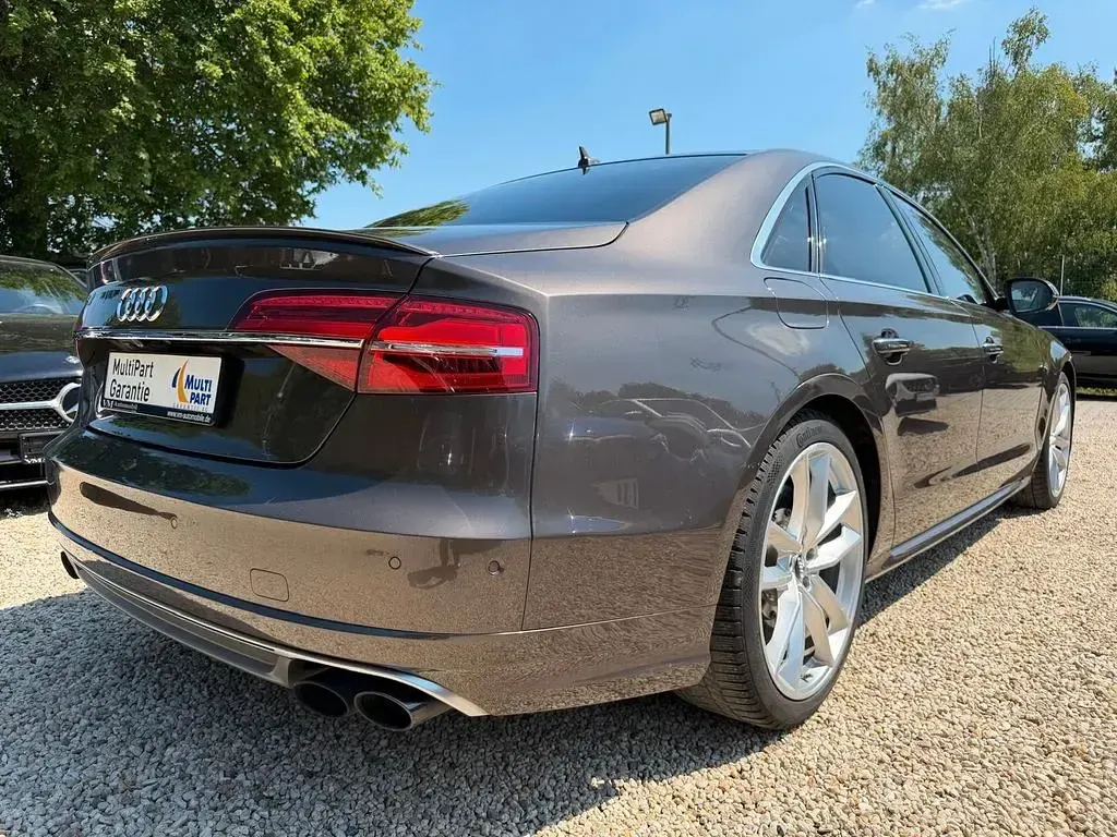 Gebraucht Audi S8 plus Ambiente 605 PS (444 kW) 2017 Braun Limousine