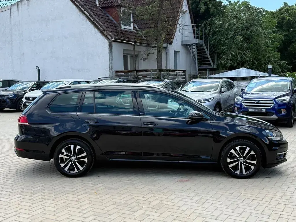 Gebraucht VW Golf VII IQ Drive 150 PS (110 kW) 2020 Schwarz Kombi