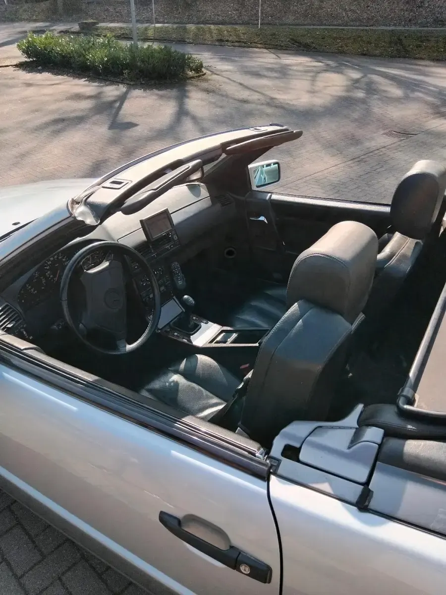 Gebraucht Mercedes SL300 190 PS (139 kW) 1992 Grau Cabrio