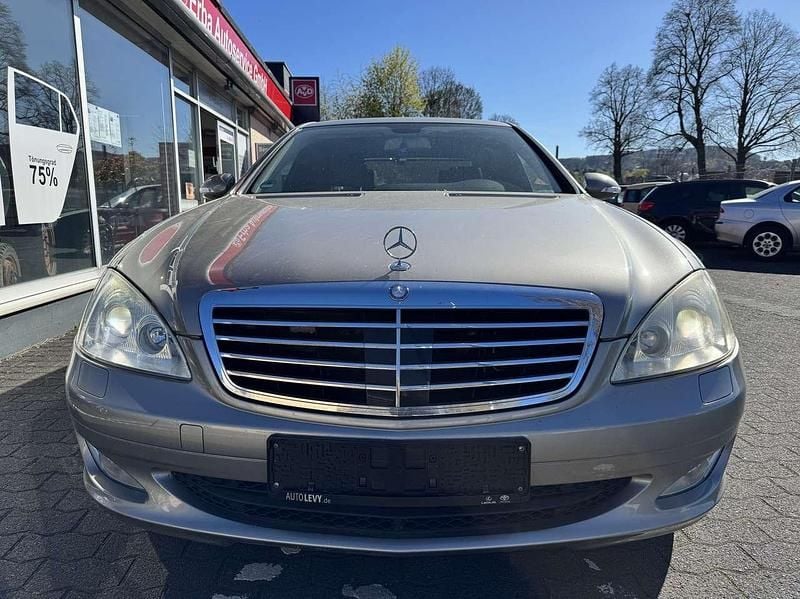 Gebraucht Mercedes S320 235 PS (172 kW) 2007 Cubanitsilber  metallic Limousine
