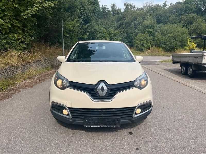Gebraucht Renault Captur Dynamique 90 PS (66 kW) 2014 Beige SUV