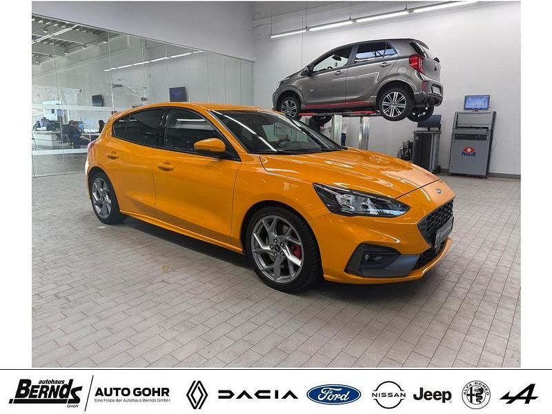 Gebraucht Ford Focus ST 280 PS (205 kW) 2019 Orange Limousine
