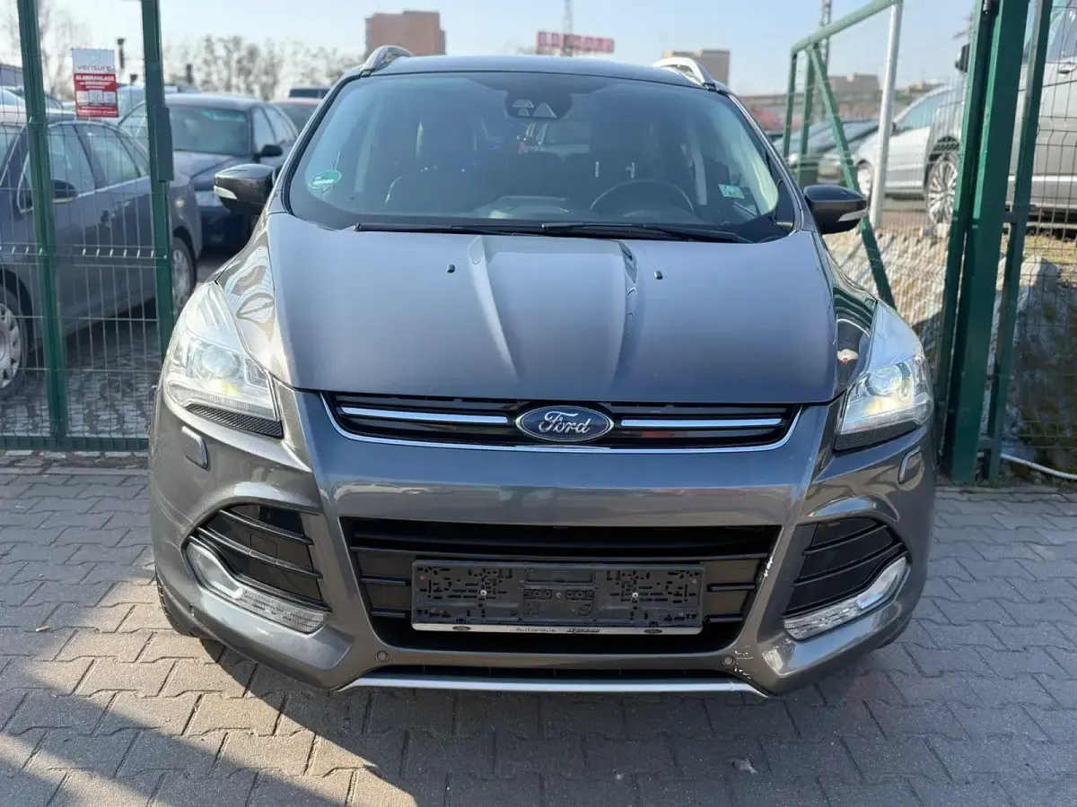Używany Ford Kuga Titanium 179 KM (131 kW) 2015 Szary SUV