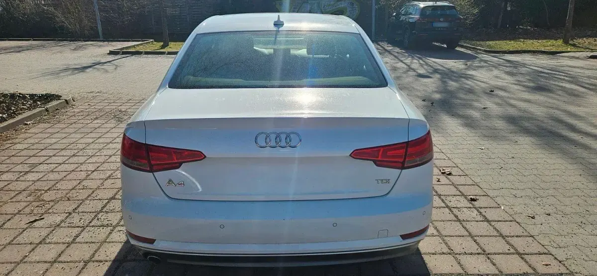 Brugt Audi A4 150 HK (110 kW) 2018 Hvid Sedan