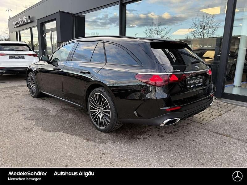 Gebraucht Mercedes E450 Premium 367 PS (269 kW) 2026 Lack obsidianschwarz Kombi