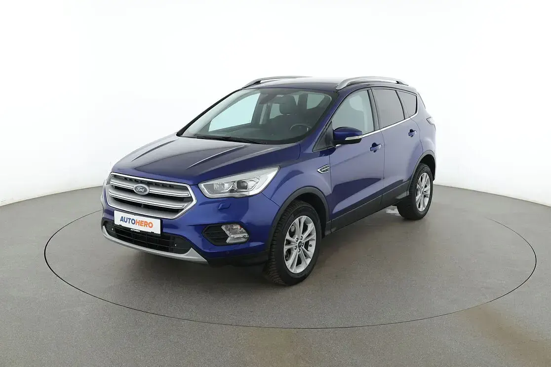 Usado Ford Kuga Titanium 150 HP (110 kW) 2018 SUV