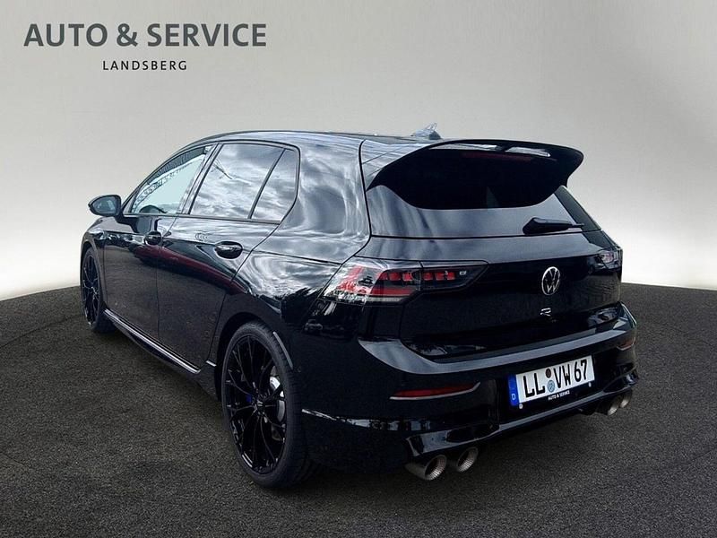 Gebraucht VW Golf VIII R 333 PS (244 kW) 2025 Schwarz Limousine