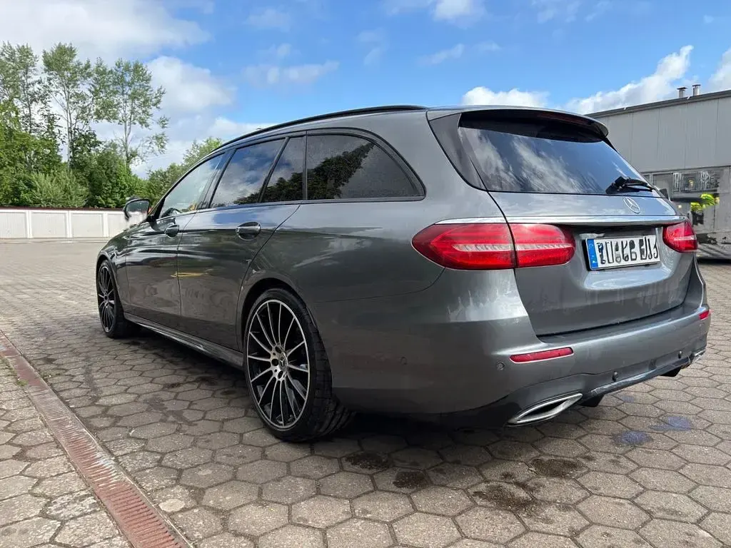 Brugt Mercedes E400 AMG 340 HK (250 kW) 2018 Grå Stationcar