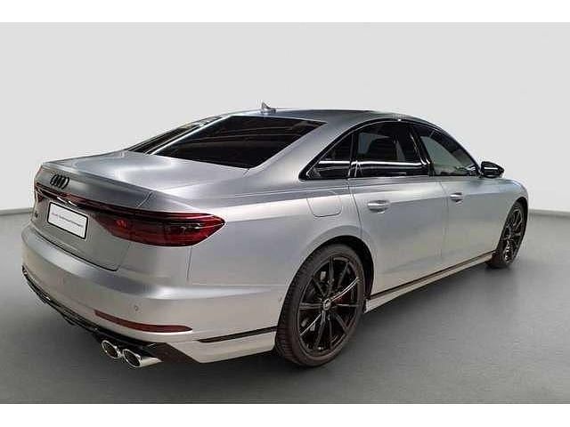 Neu Audi S8 Ambiente 571 PS (419 kW) 2025 Silber Limousine
