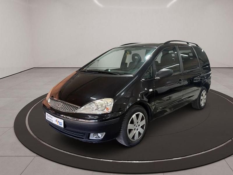 Używany Ford Galaxy Trend 150 KM (110 kW) 2006 Czarny Minivan