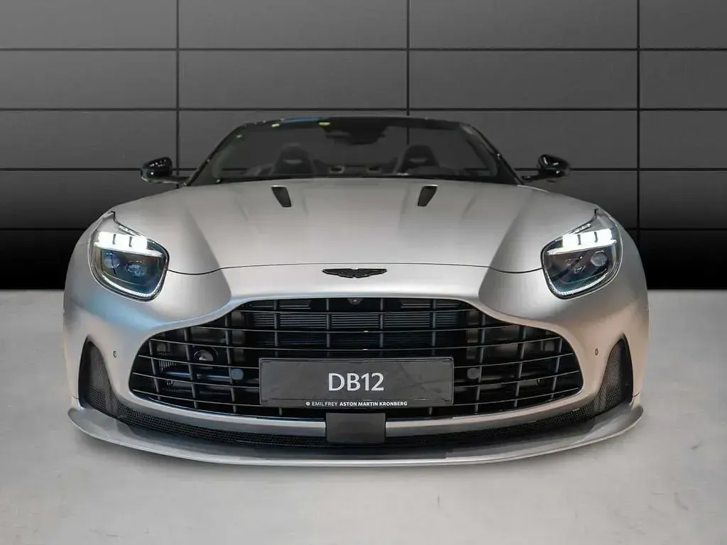 Occasion Aston Martin DB12 680 ch (500 kW) 2025 Argent Cabriolet