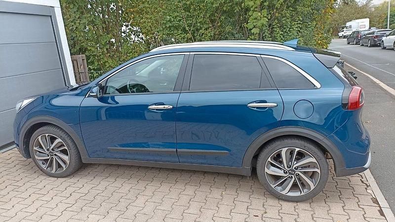 Schwarz Gebraucht 2019 Kia Niro Spirit SUV | 17.450 € (Guter Preis) - Bild 1/4