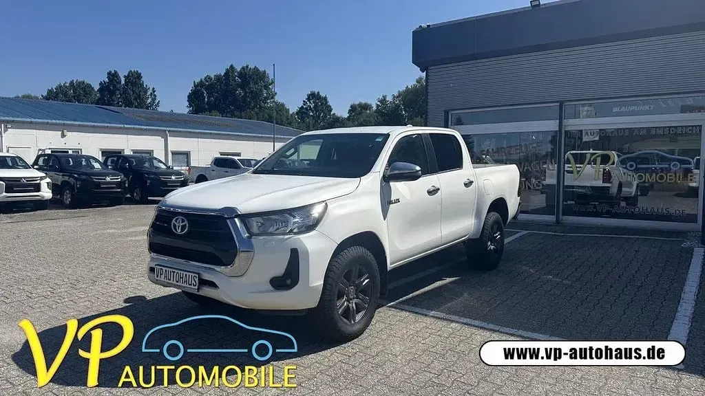 Gebraucht Toyota HiLux Comfort 150 PS (110 kW) 2023 Weiß Pickup