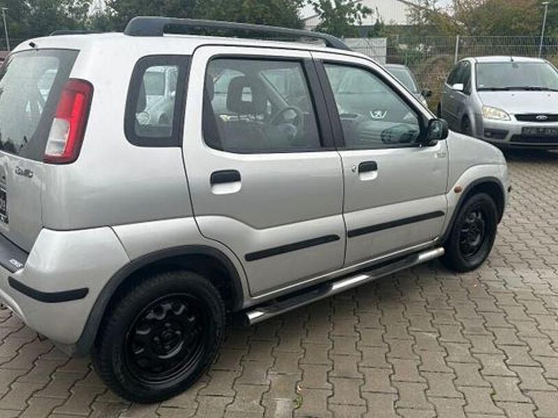 Gebraucht Suzuki Ignis Club 83 PS (61 kW) 2002 Silber Kleinwagen