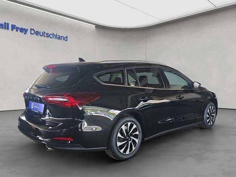 Gebraucht Ford Focus Titanium 116 PS (85 kW) 2025 Schwarz Kombi