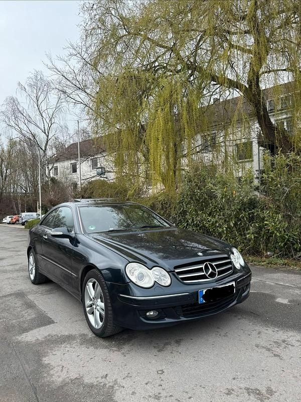 Gebraucht Mercedes CLK320 224 PS (164 kW) 2007 Schwarz Coupé