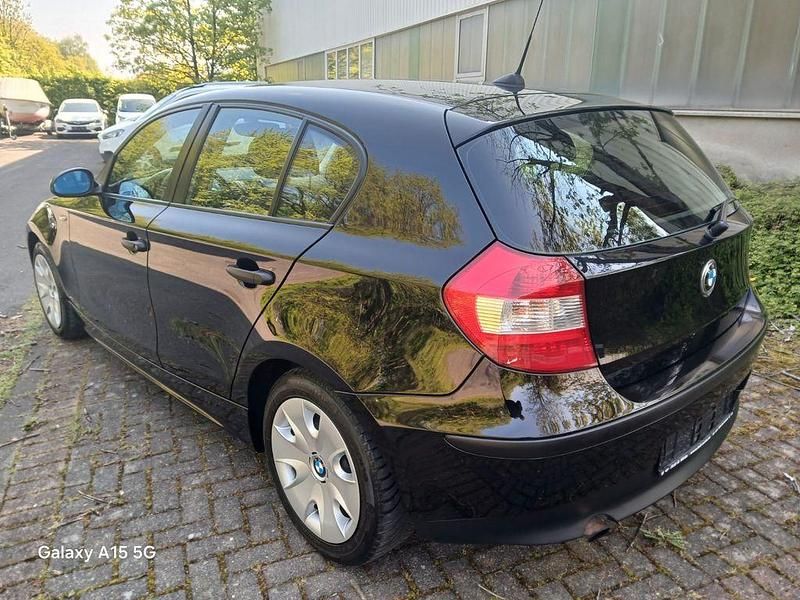 Gebraucht BMW 116 Advantage 116 PS (85 kW) 2006 Schwarz Kleinwagen
