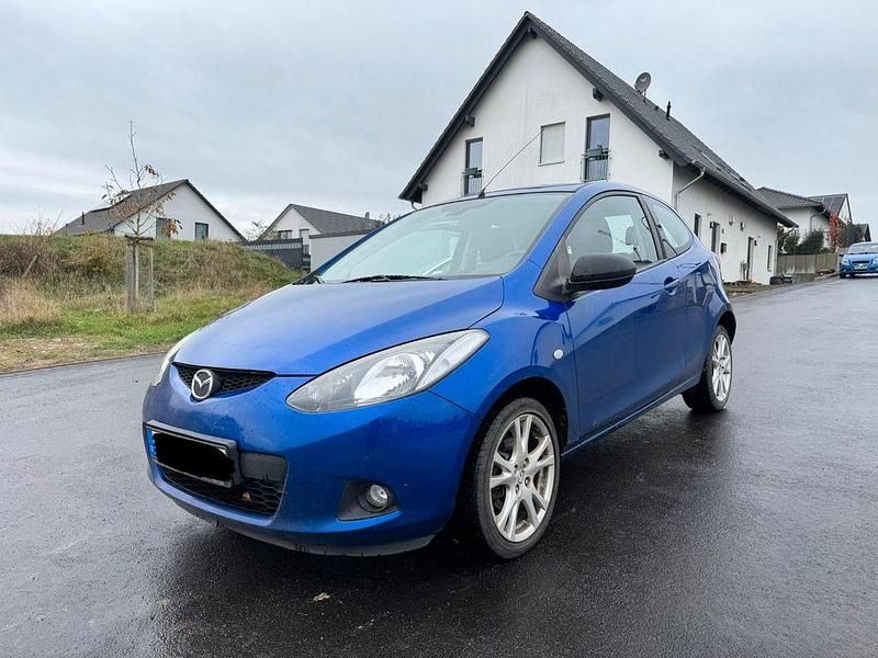 Blau Gebraucht 2008 Mazda 2 Inclusive Limousine | 2.500 € (Fairer Preis) - Bild 1/4