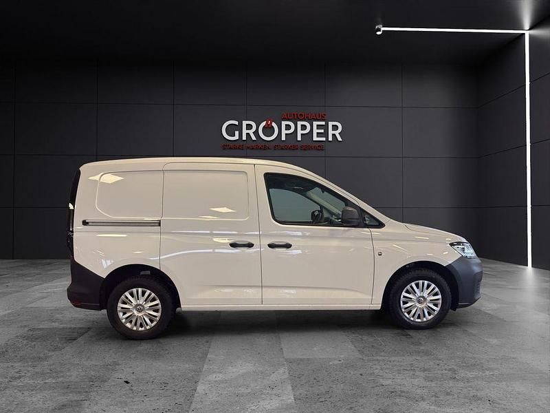 Gebraucht VW Caddy 102 PS (75 kW) 2022 Candyweiß Van / Kleinbus