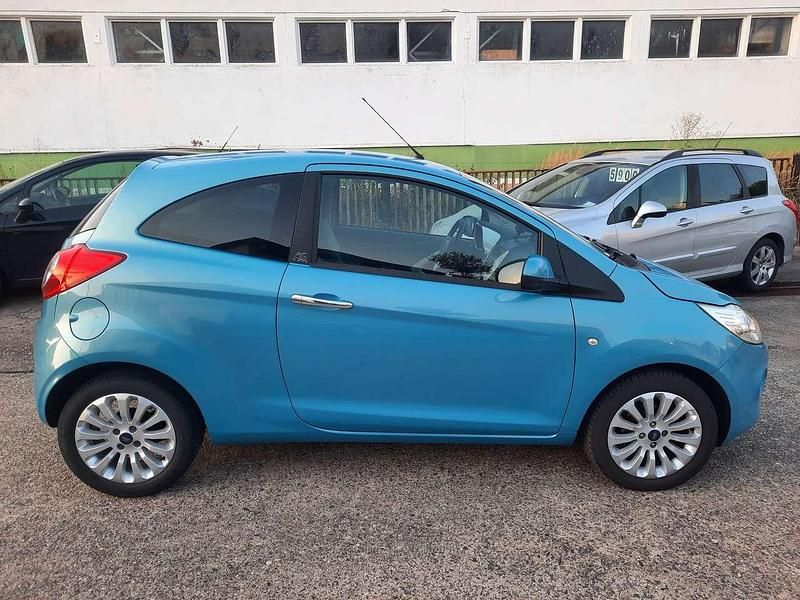 Gebraucht Ford Ka 69 PS (50 kW) 2012 Blau Kleinwagen