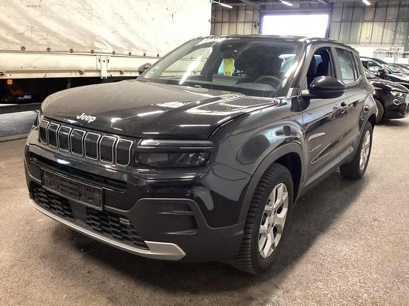 Solid black clear coat Gebraucht 2023 Jeep Avenger Altitude SUV | 17.985 € (Superpreis) - Bild 1/4