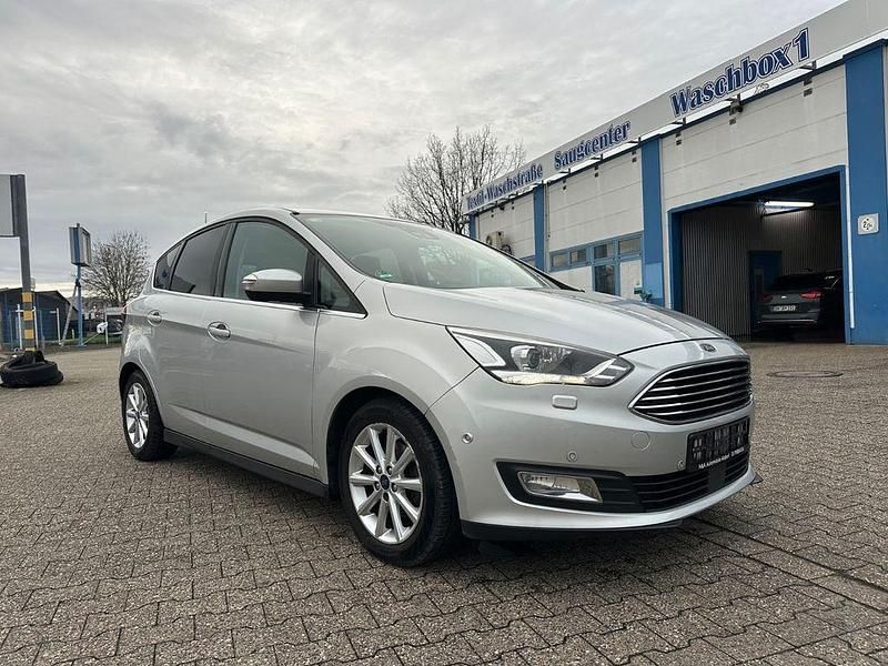 Gebraucht Ford C-MAX Titanium 120 PS (88 kW) 2017 Silber Van / Kleinbus