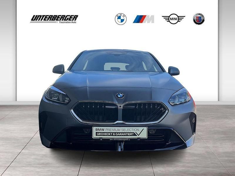Gebraucht BMW 120 M Sport 150 PS (110 kW) 2024 Grau Kleinwagen