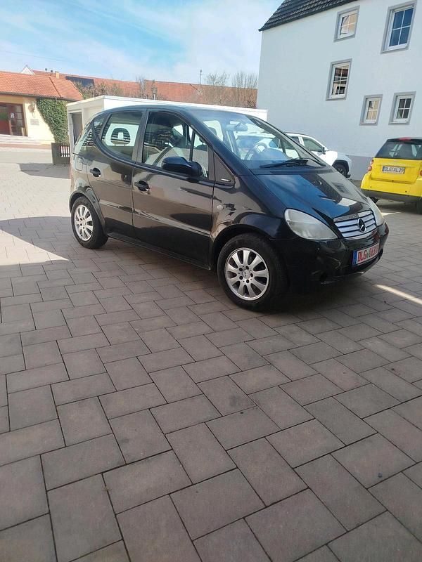 Gebraucht Mercedes A160 102 PS (75 kW) 2001 Schwarz Kleinwagen