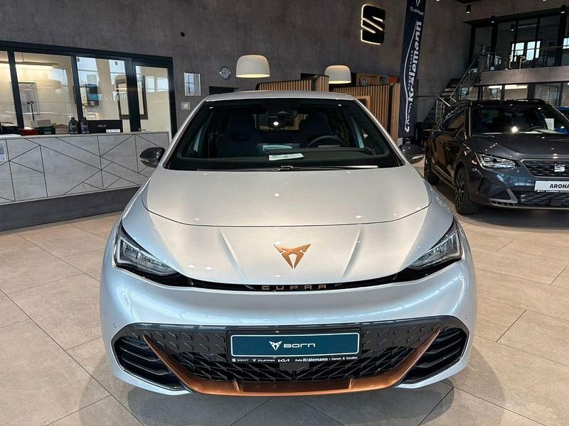 Neu Cupra Born 169 kW (231 PS) 2026 Silber Kleinwagen