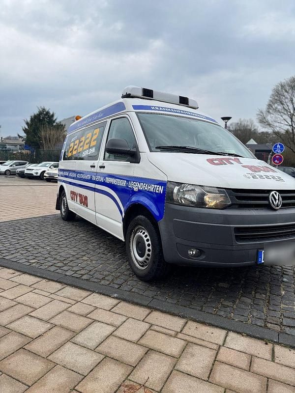Weiß Gebraucht 2011 VW T5 Van | 16.799 € - Bild 1/4