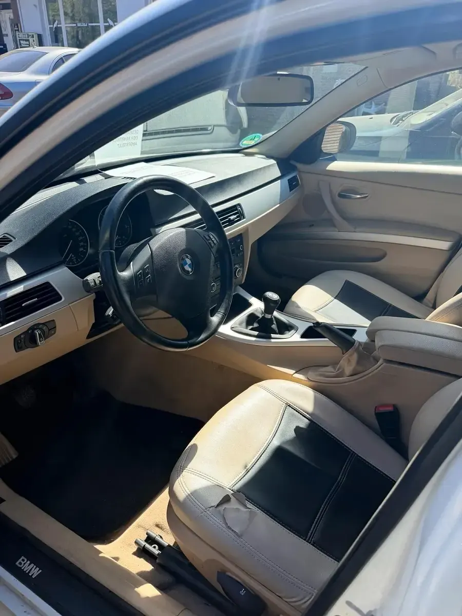 Second-hand BMW 316 115 CP (84 kW) 2010 Alb Berlinǎ