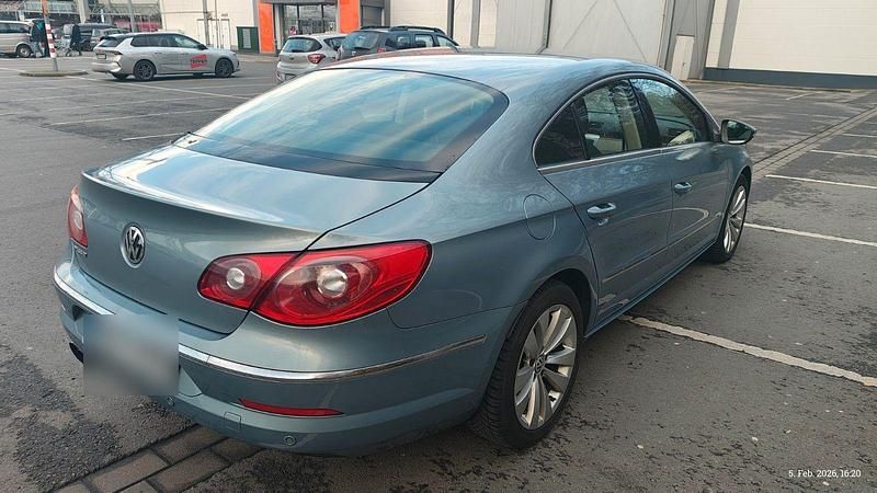 Gebraucht VW Passat 160 PS (117 kW) 2008 Blau Coupé