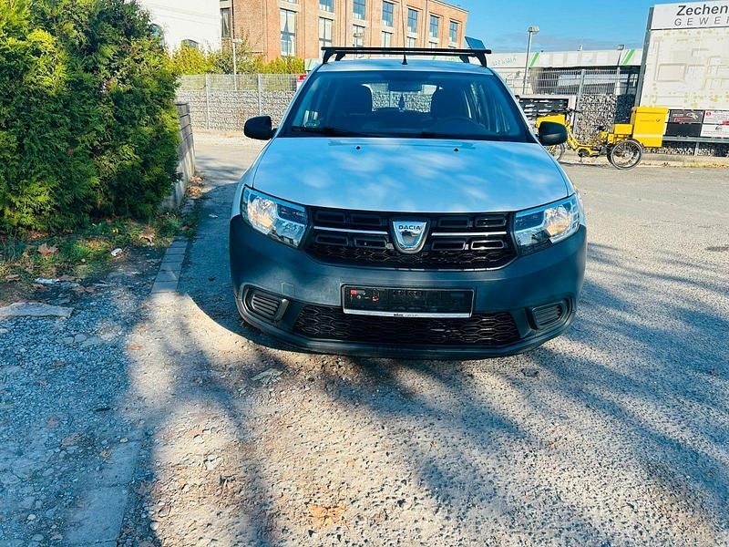 Weiß Gebraucht 2018 Dacia Sandero Acces Kleinwagen | 3.350 € (Superpreis) - Bild 1/4
