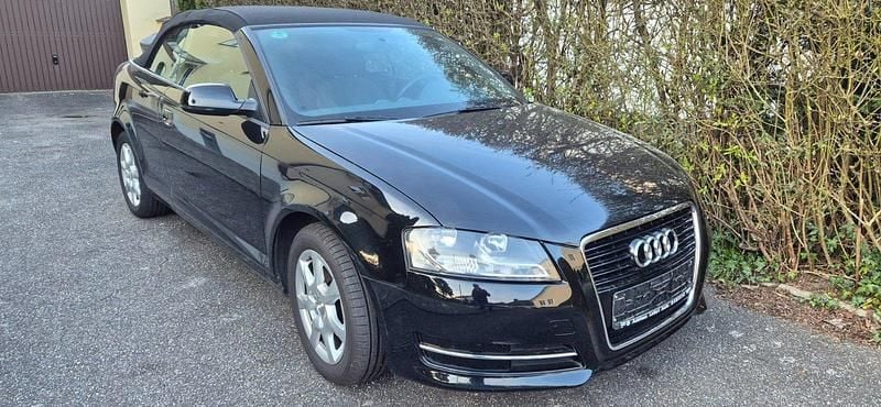 Gebraucht Audi A3 Cabriolet 125 PS (91 kW) 2011 Schwarz Cabrio
