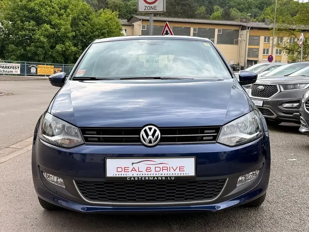 Gebraucht VW Polo Highline 90 PS (66 kW) 2013 Blau Kleinwagen
