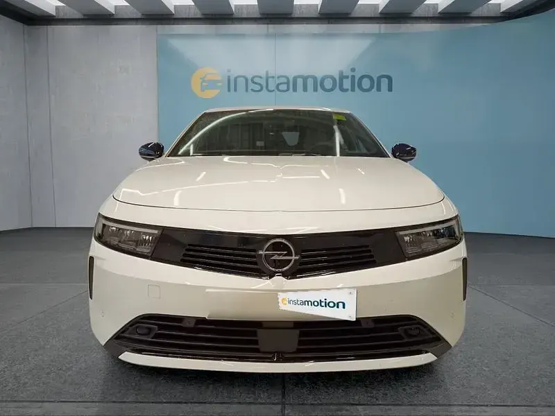 Gebraucht Opel Astra 131 PS (96 kW) 2025 Weiß Kleinwagen