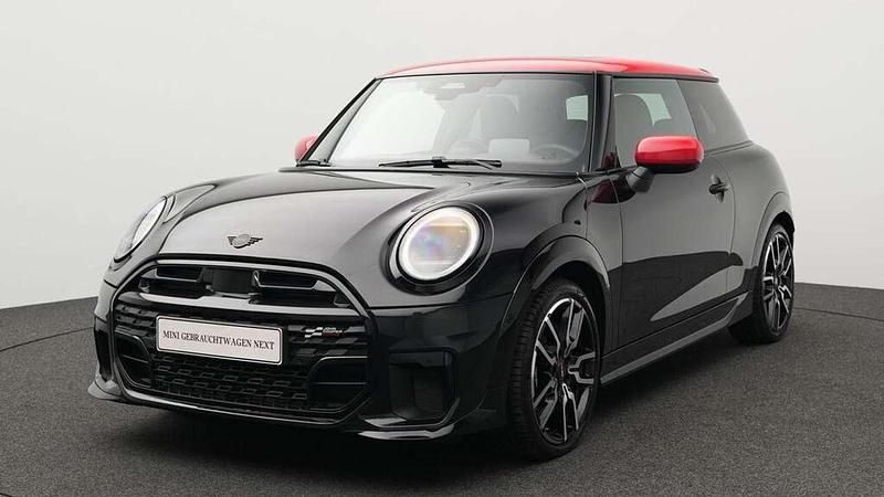 Schwarz Gebraucht 2024 Mini John Cooper Works Kleinwagen | 30.777 € (Superpreis) - Bild 1/4