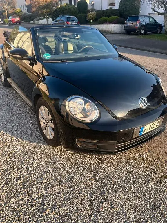 Gebraucht VW Beetle 105 PS (77 kW) 2015 Schwarz Kleinwagen