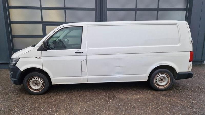Gebraucht VW Transporter 84 PS (61 kW) 2018 Weiß Van