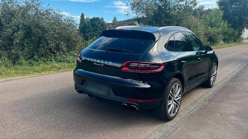 Gebraucht Porsche Macan S 258 PS (189 kW) 2014 Schwarz SUV