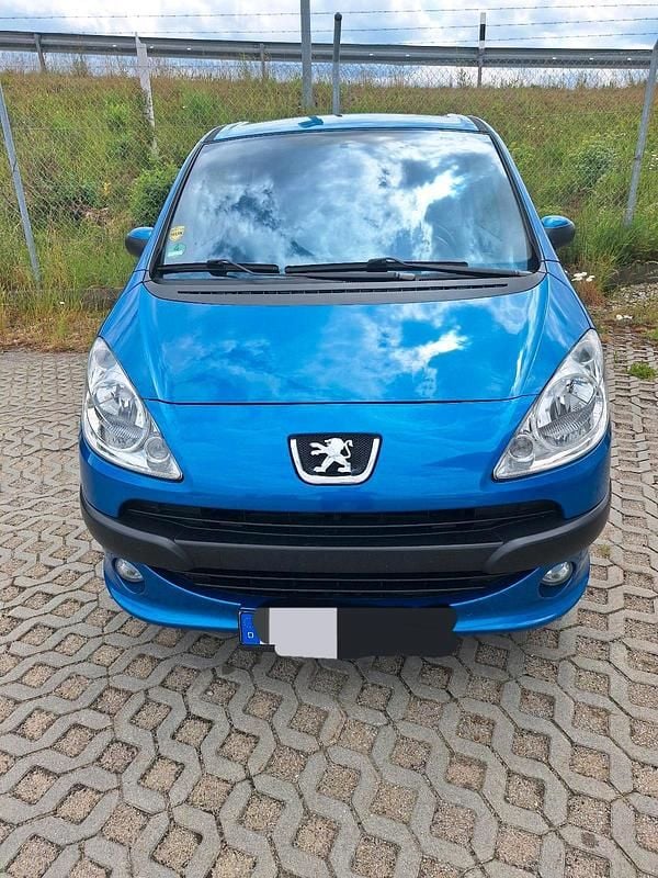 Blau Gebraucht 2007 Peugeot 1007 Kleinwagen | 1.450 € (Fairer Preis) - Bild 1/4