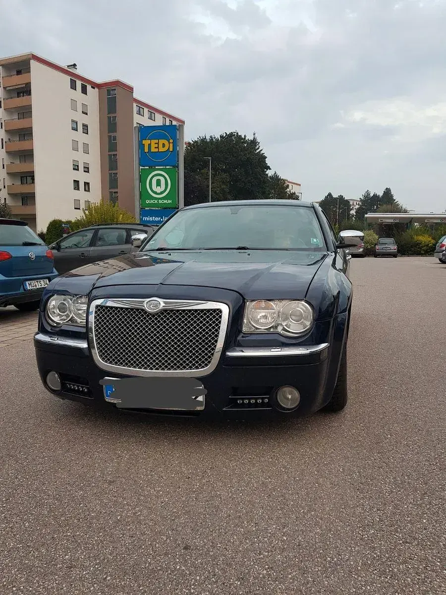 Begagnad Chrysler 300C 340 HK (250 kW) 2007 Blå Sedan
