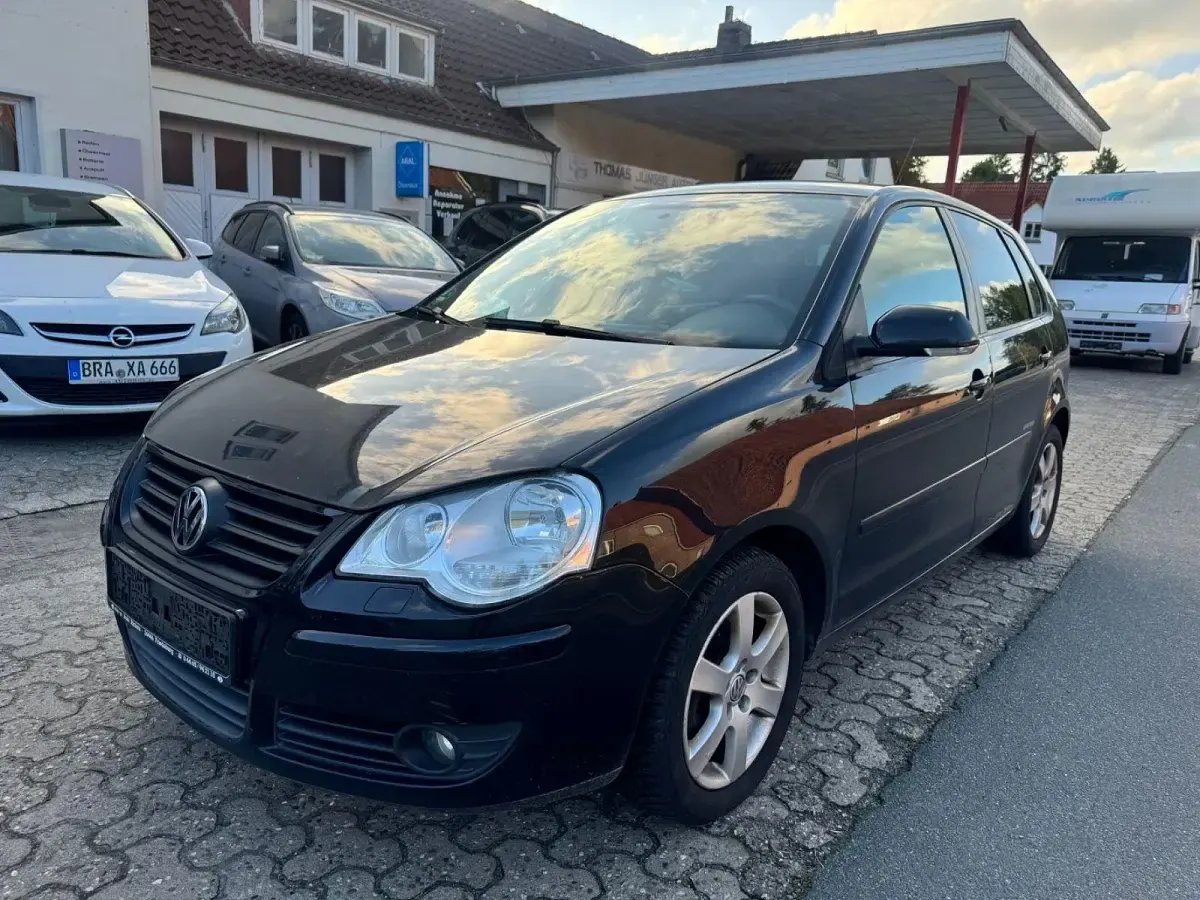 Gebraucht VW Polo United 80 PS (58 kW) 2009 Schwarz Kleinwagen