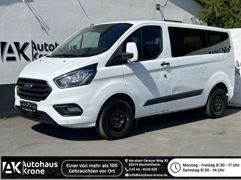 Weiß Gebraucht 2019 Ford Transit Custom Trend Van / Kleinbus | 22.260 € (Guter Preis) - Bild 1/4