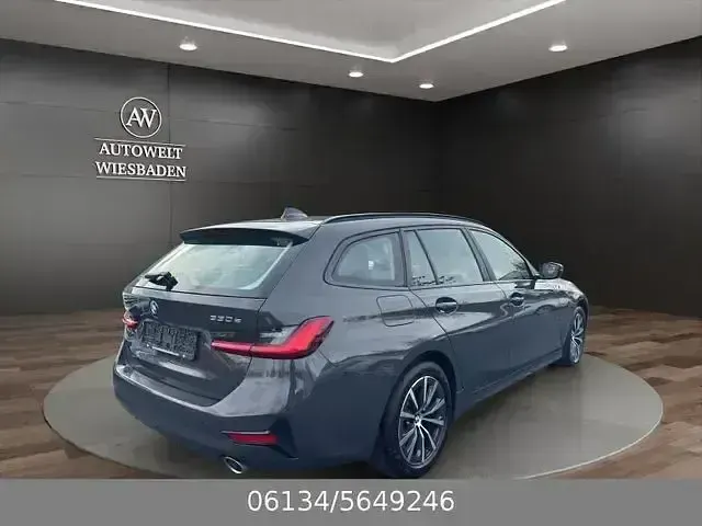 Gebraucht BMW 330e Advantage 113 PS (83 kW) 2020 Andere Kombi