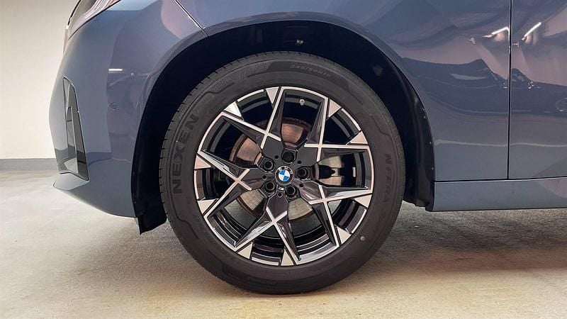 Gebraucht BMW X3 Efficient Dynamics 197 PS (144 kW) 2025 Arctic race blue metallic SUV