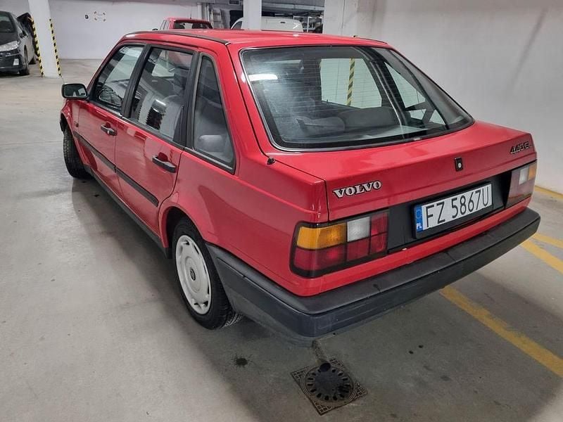 Gebraucht Volvo 440 90 PS (66 kW) 1992 Rot Kleinwagen